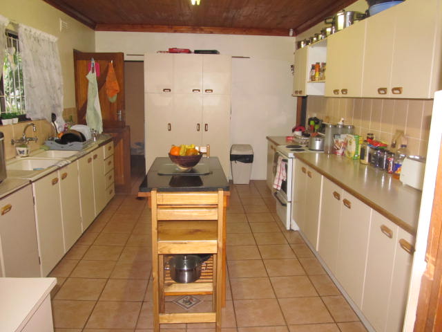 4 Bedroom Property for Sale in Gordons Bay Central Western Cape